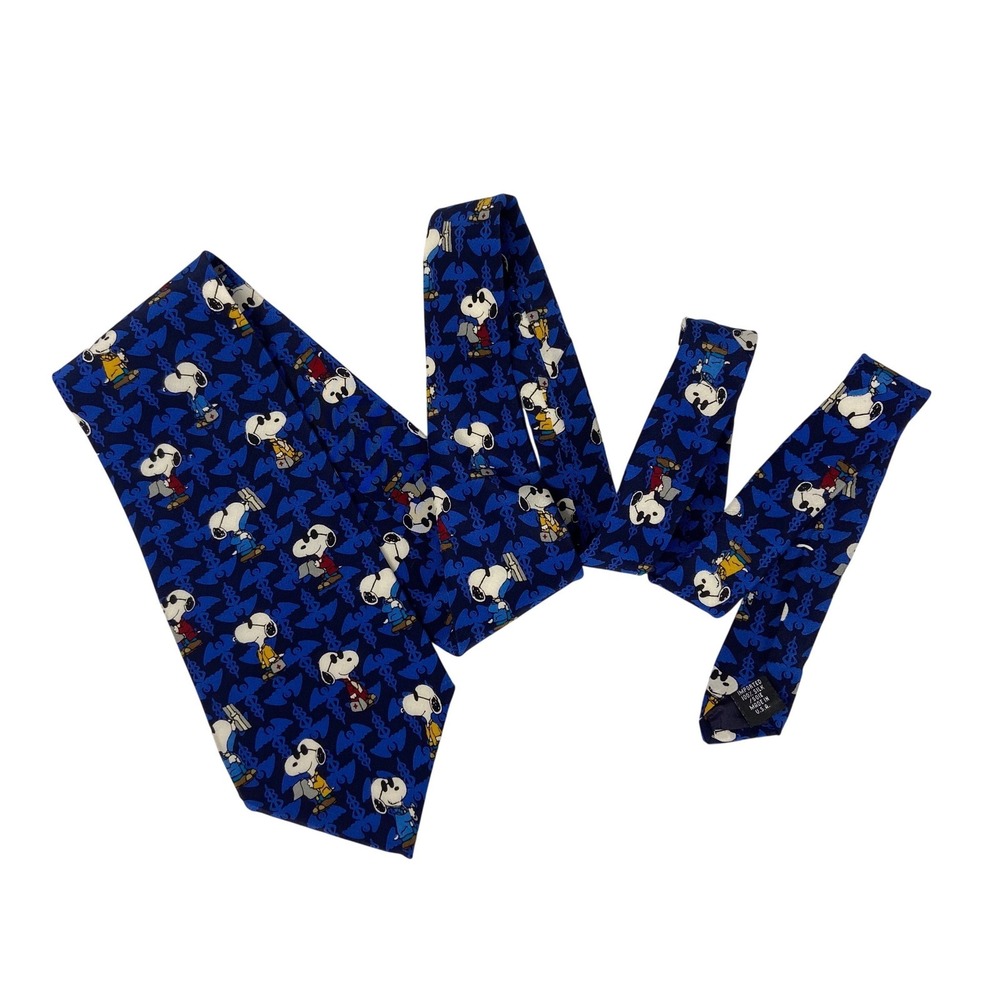 Vintage Snoopy Peanuts Medical Doctor Silk Tie Blue Open Wide Woof‎ RN USA